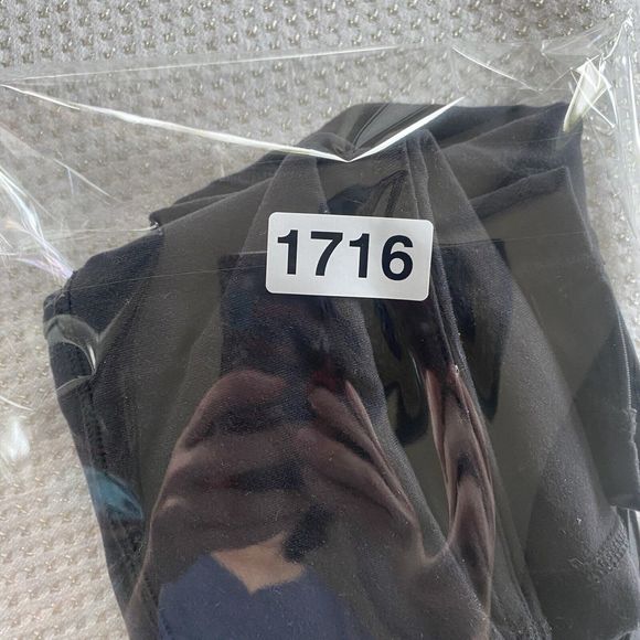 Alo Yoga Moto Leggings Women's Small Black  Mesh Panels - Picture 13 of 13